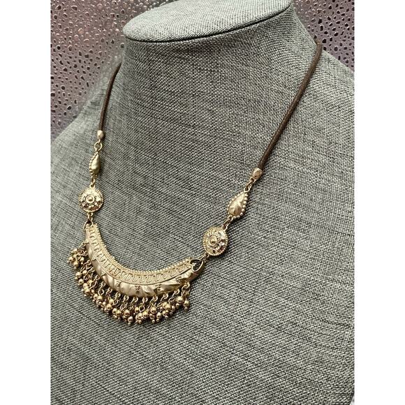 Chico’s Necklace light Gold Tone Bar with Dangles Brown Cords Costume 19”+ 4” - Picture 6 of 9